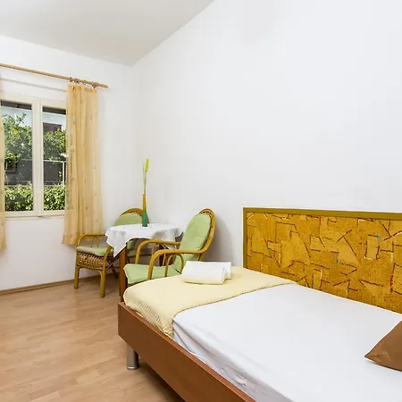 Luna Apartment Hvar Town