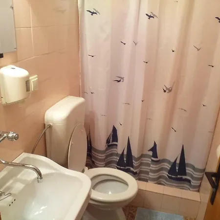 Luna Apartment *