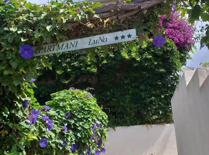 Luna Hvar Town
