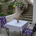 Luna Apartment *